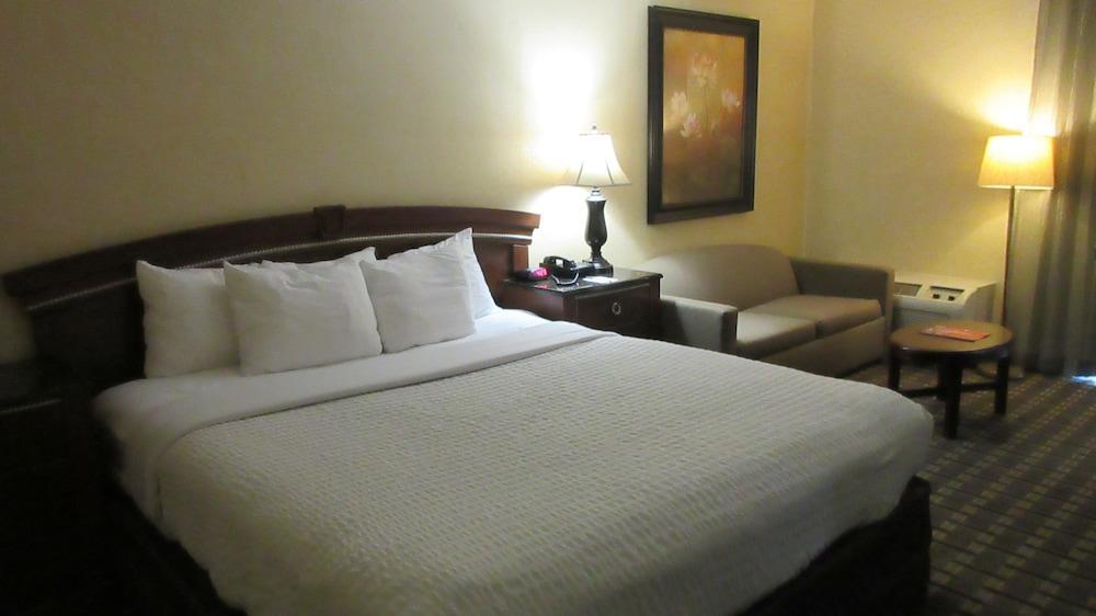 Clarion Inn Conference Center Modesto Εξωτερικό φωτογραφία