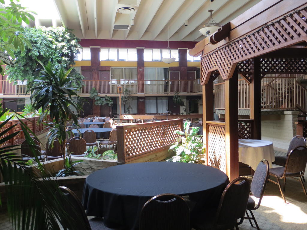 Clarion Inn Conference Center Modesto Εξωτερικό φωτογραφία