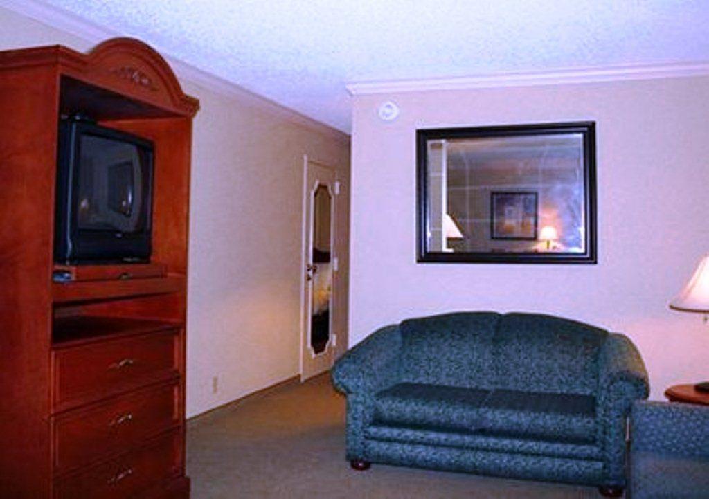 Clarion Inn Conference Center Modesto Εξωτερικό φωτογραφία
